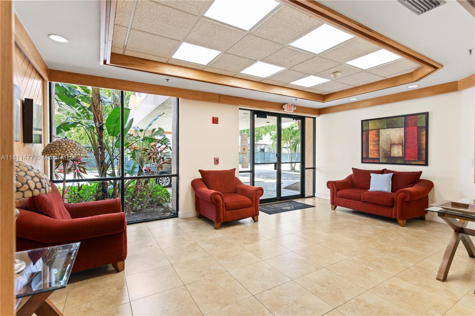 LAKE VIEW OF CALIF CLUB C - Residential Lease