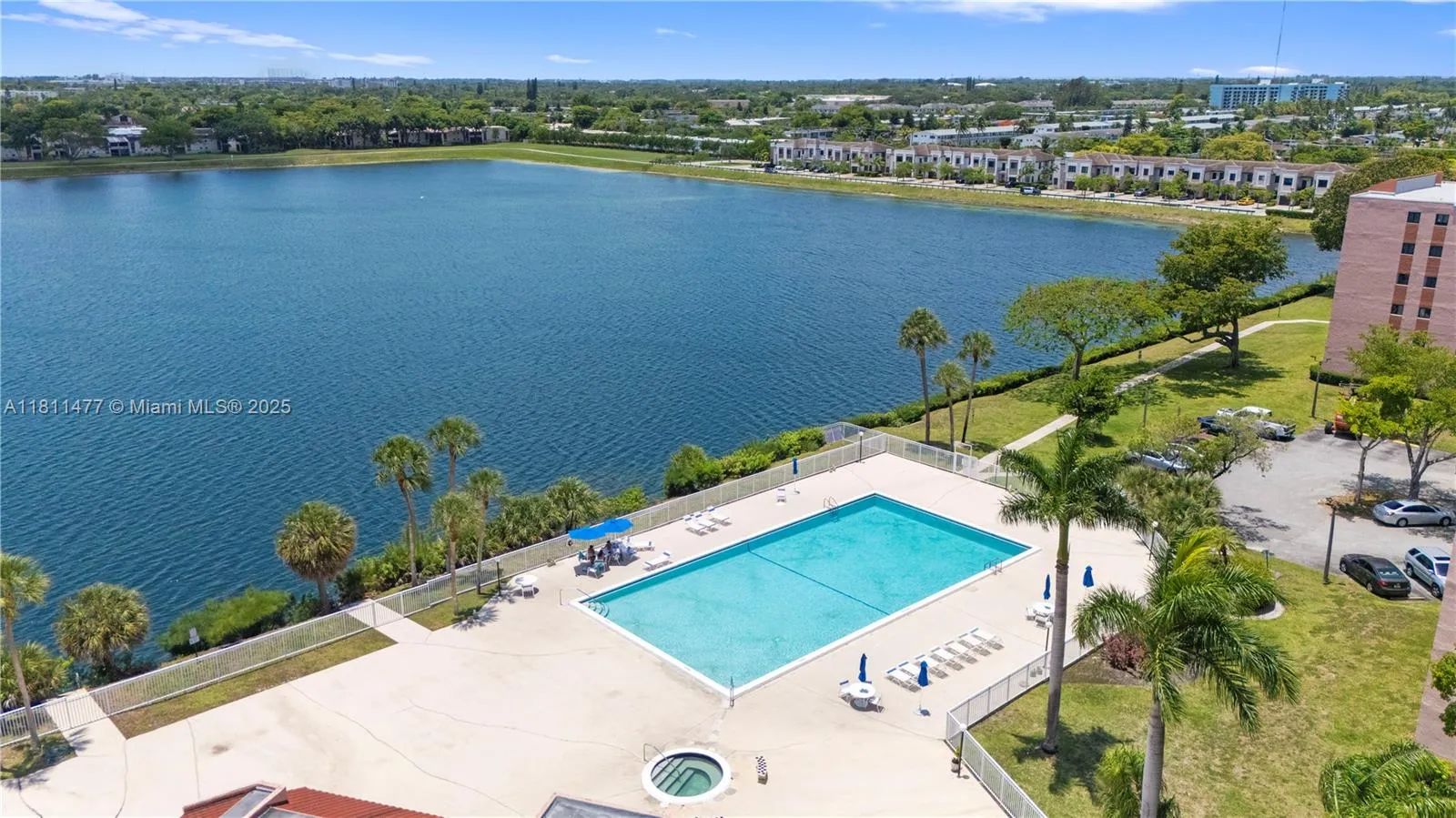 Miami, Florida 33179, United States, 1 Bedroom Bedrooms, ,2 BathroomsBathrooms,Residential,Active,140039