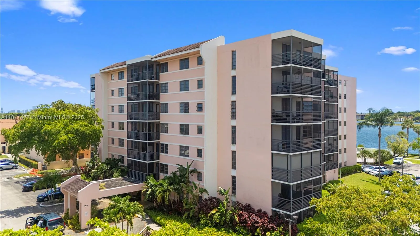 Miami, Florida 33179, United States, 1 Bedroom Bedrooms, ,2 BathroomsBathrooms,Residential,Active,140039