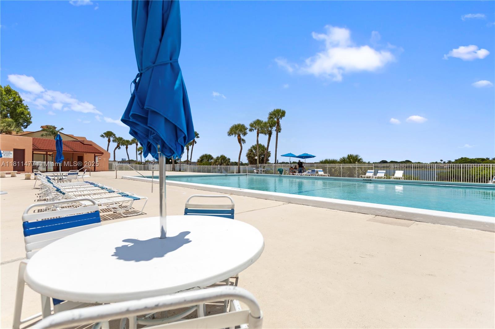 LAKE VIEW OF CALIF CLUB C - Residential Lease