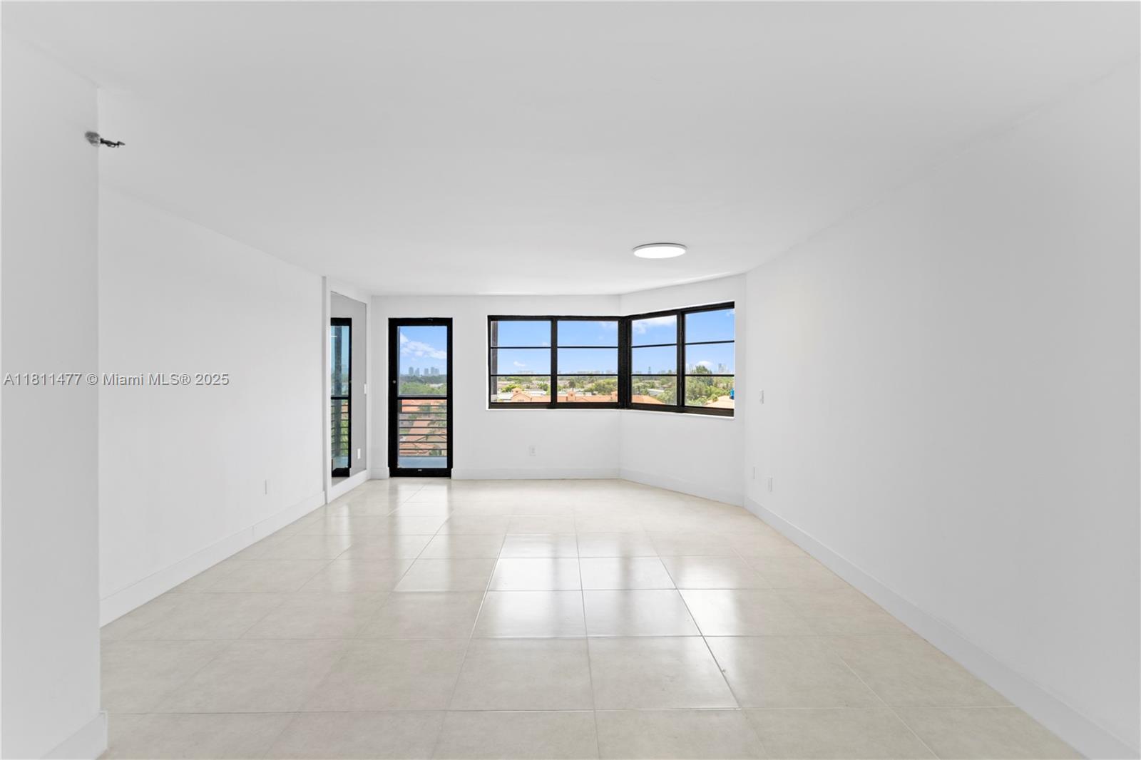 LAKE VIEW OF CALIF CLUB C - Residential Lease
