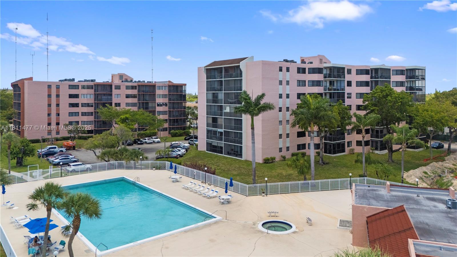 LAKE VIEW OF CALIF CLUB C - Residential Lease