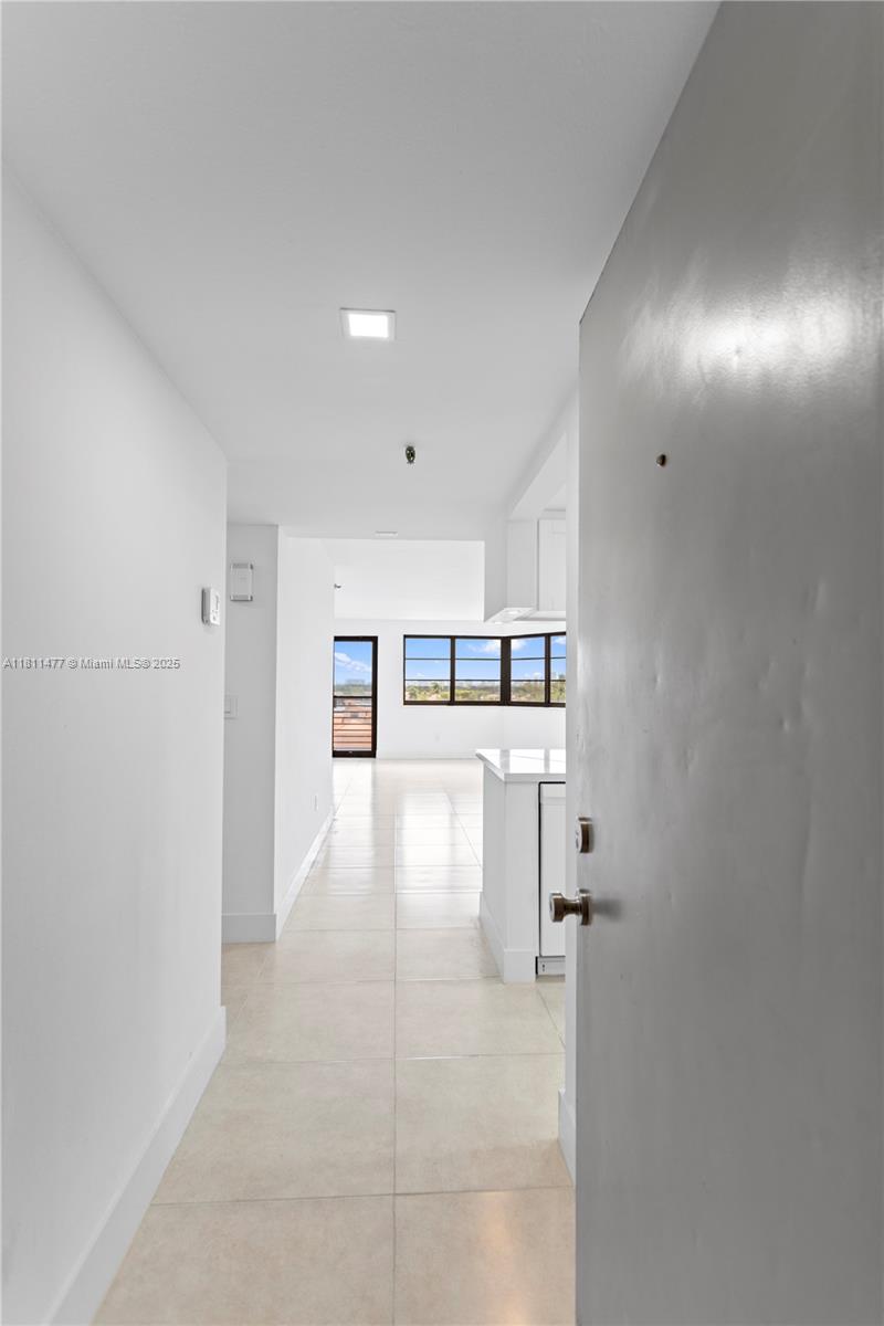 LAKE VIEW OF CALIF CLUB C - Residential Lease