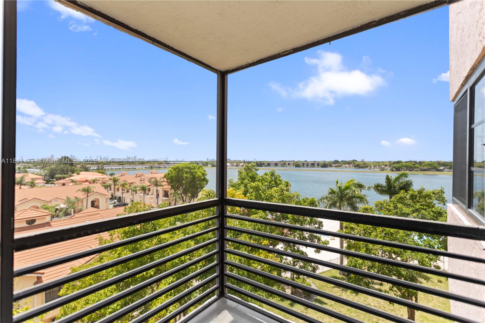 LAKE VIEW OF CALIF CLUB C - Residential Lease