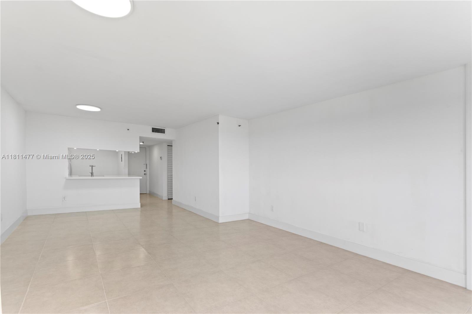 LAKE VIEW OF CALIF CLUB C - Residential Lease