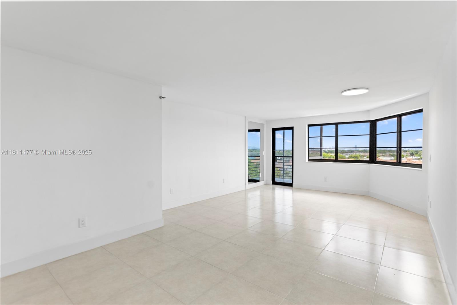 LAKE VIEW OF CALIF CLUB C - Residential Lease
