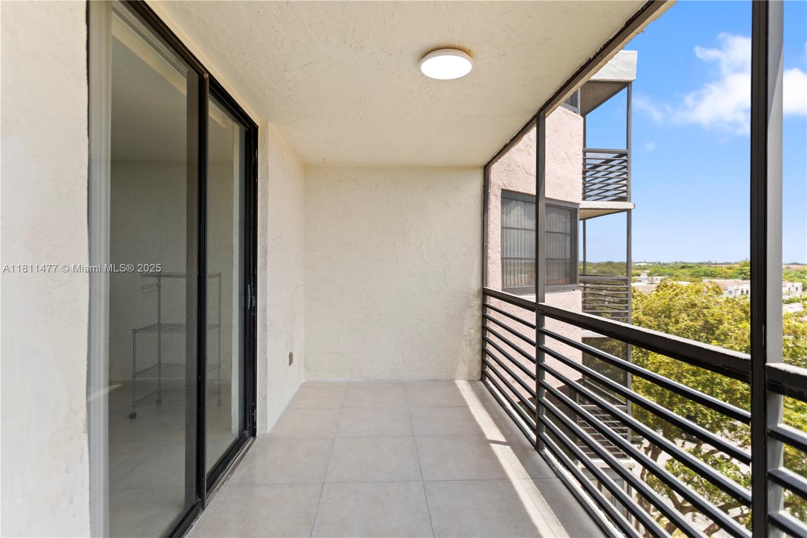 LAKE VIEW OF CALIF CLUB C - Residential Lease