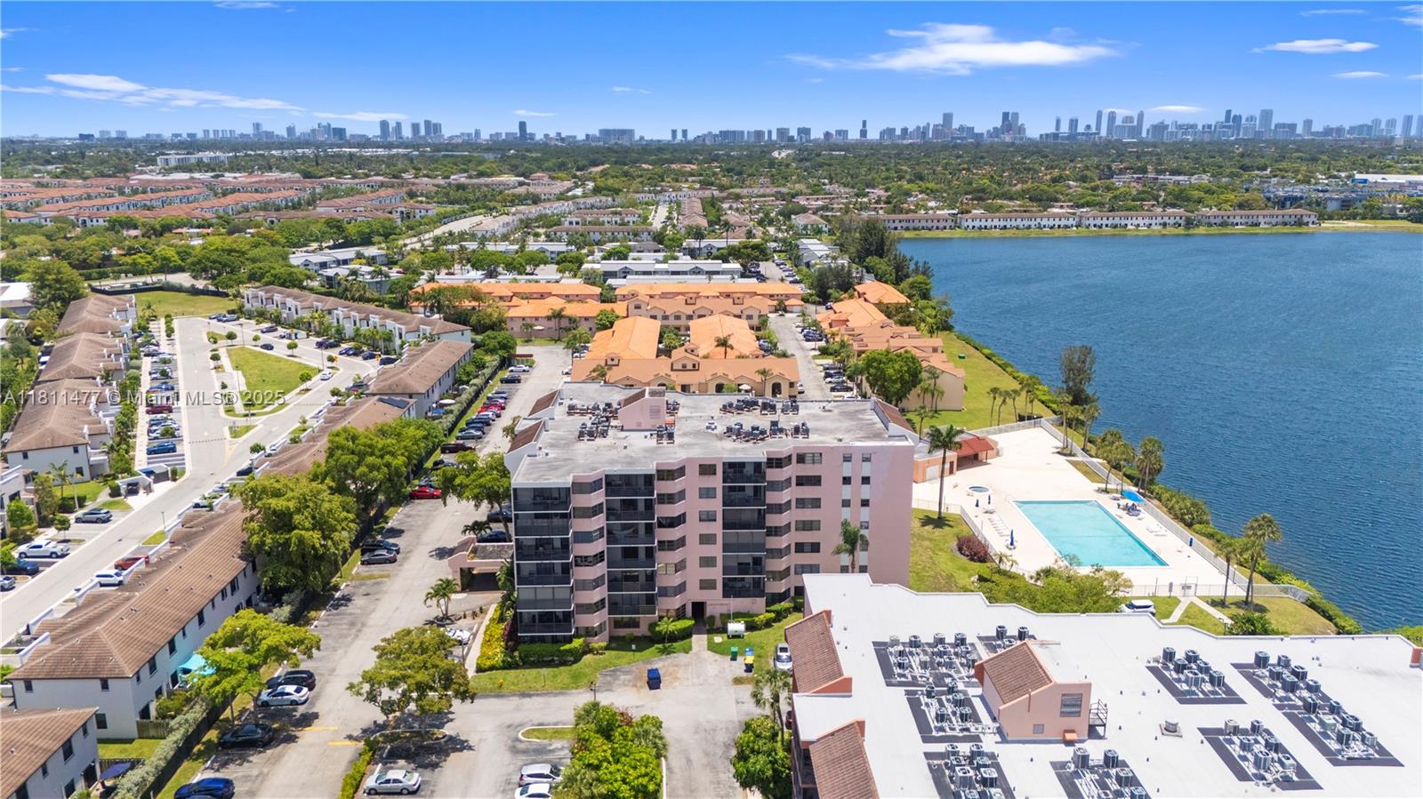 LAKE VIEW OF CALIF CLUB C - Residential Lease