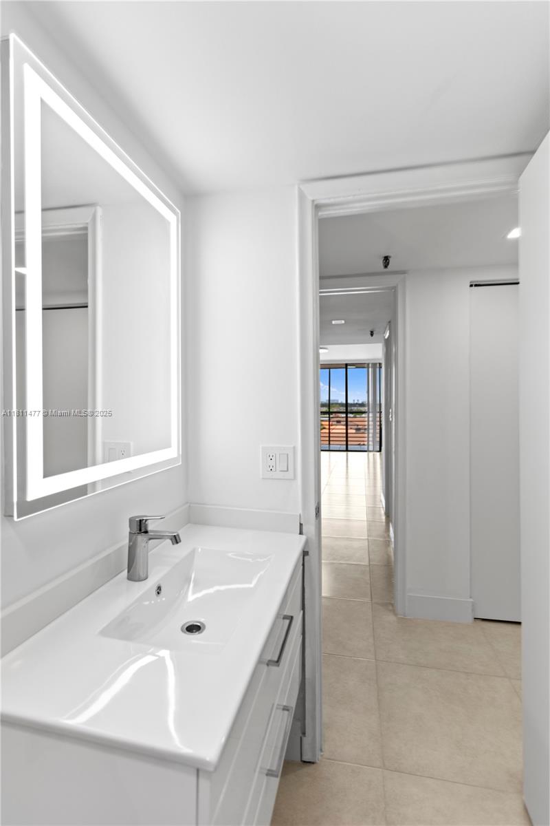 LAKE VIEW OF CALIF CLUB C - Residential Lease