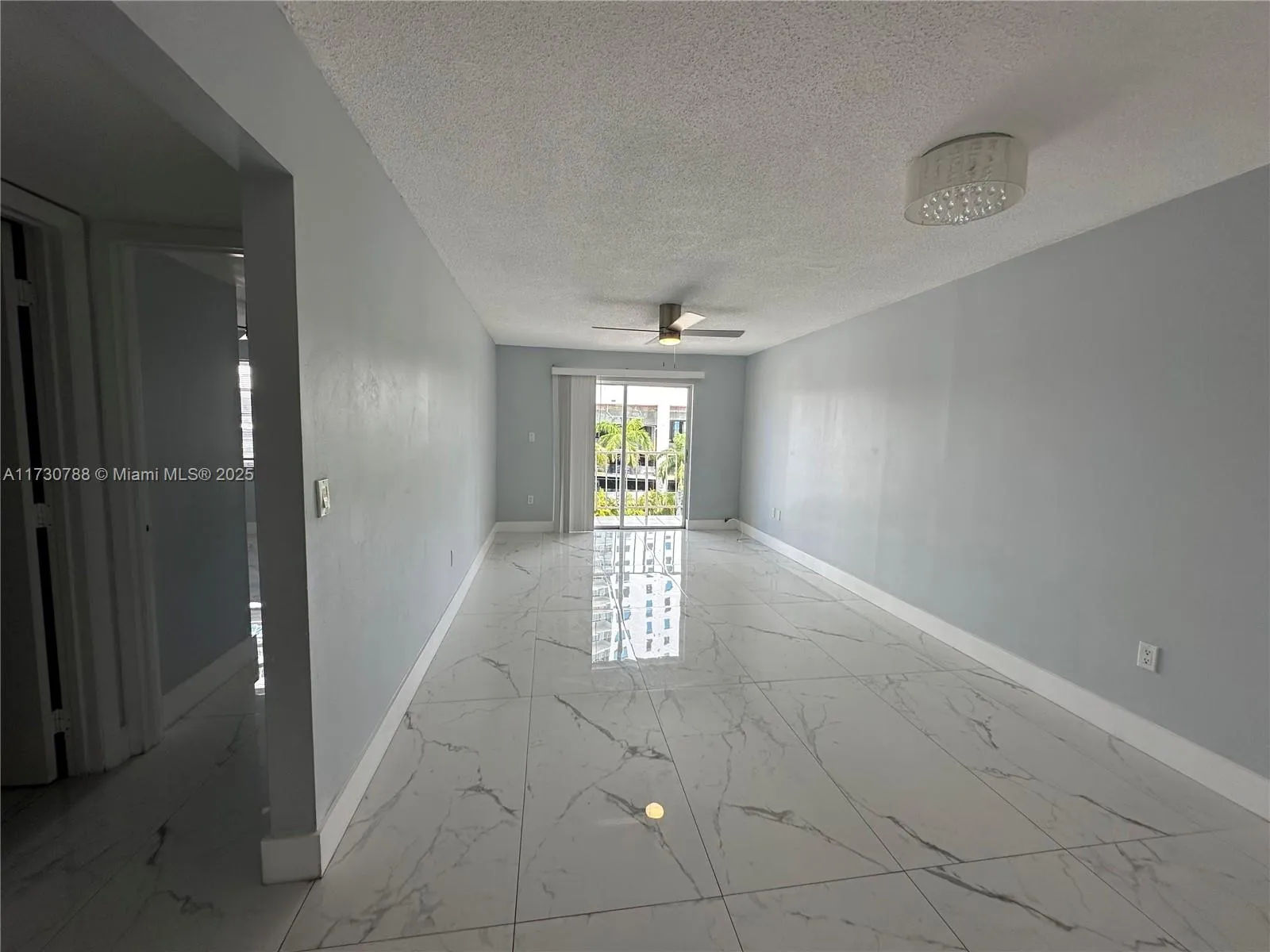 Miami, Florida 33130, United States, 2 Bedrooms Bedrooms, ,1 BathroomBathrooms,Residential,Active,14440