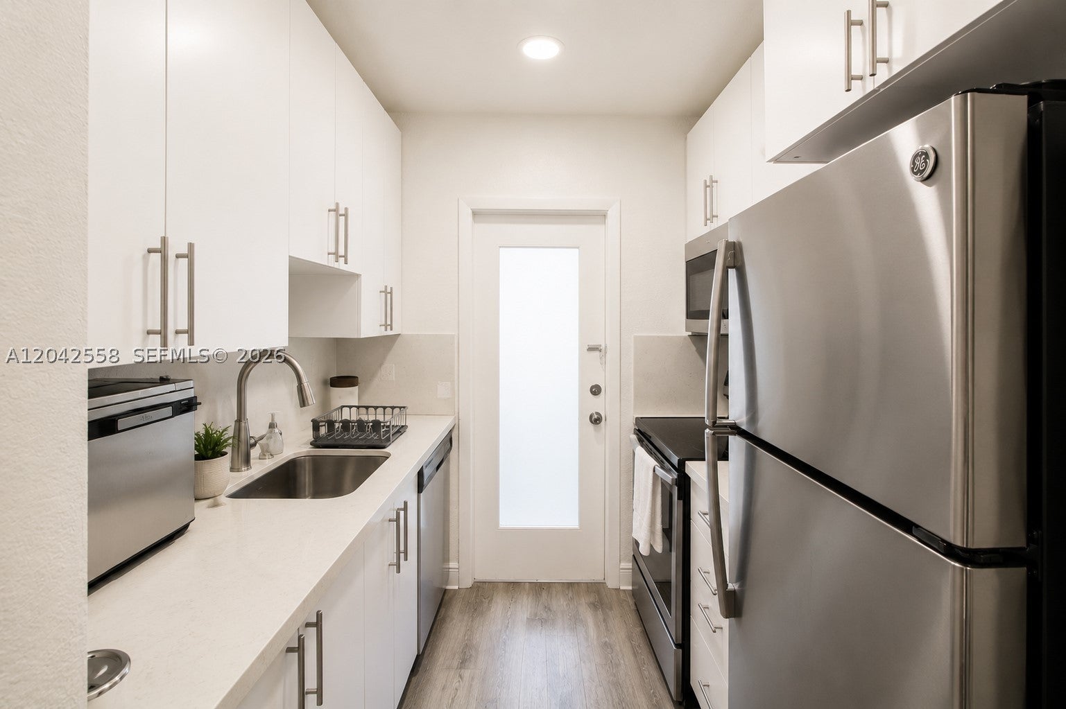35 Edgewater Dr 107