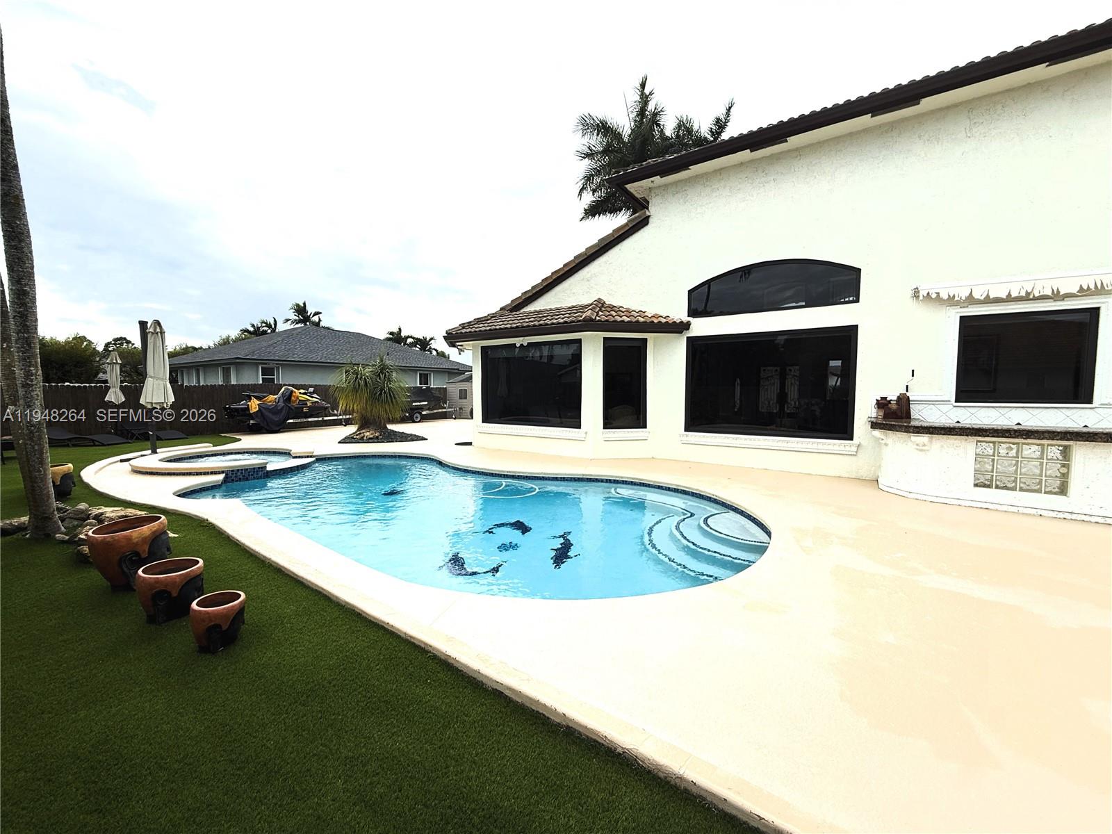 KARINA ESTATES - Residential