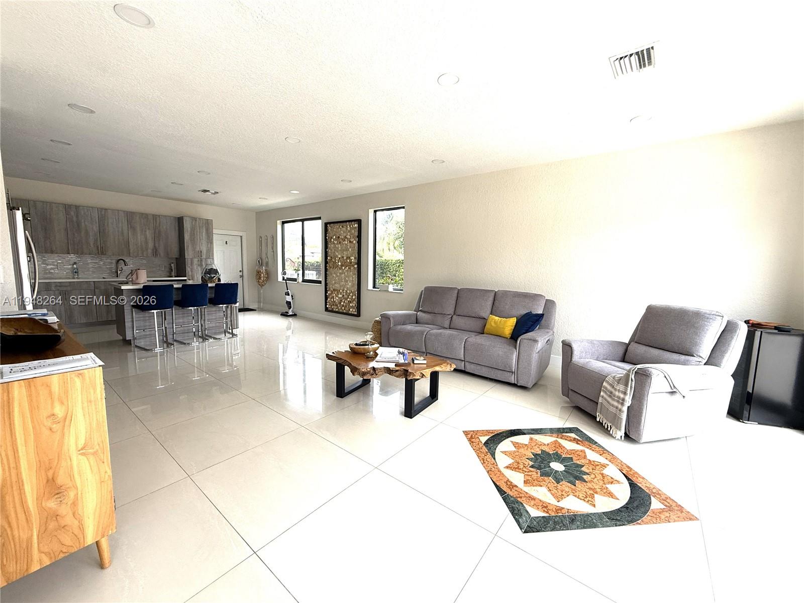 KARINA ESTATES - Residential