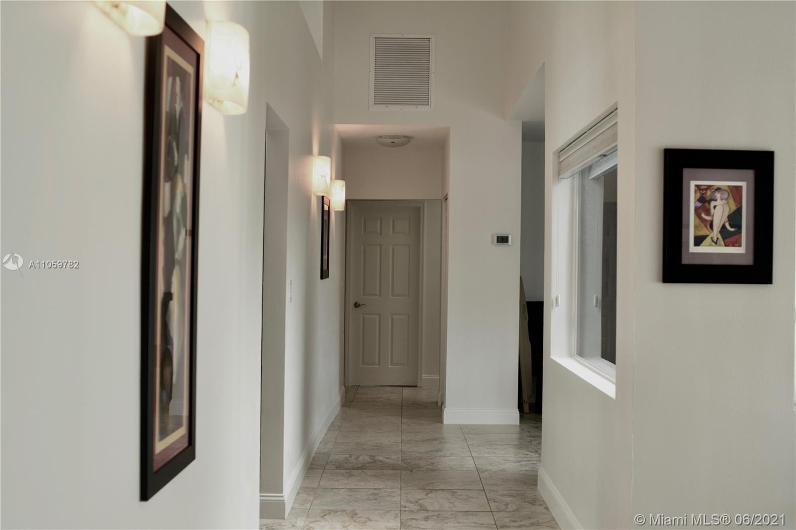 IMPERIAL ESTATES - Residential