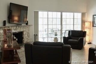 IMPERIAL ESTATES - Residential