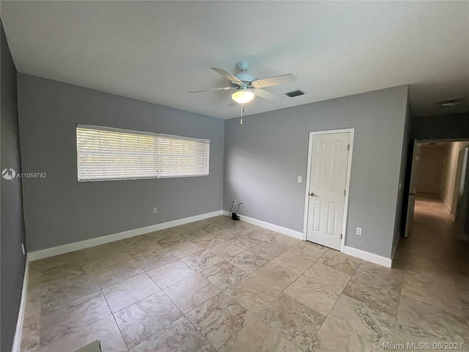 IMPERIAL ESTATES - Residential