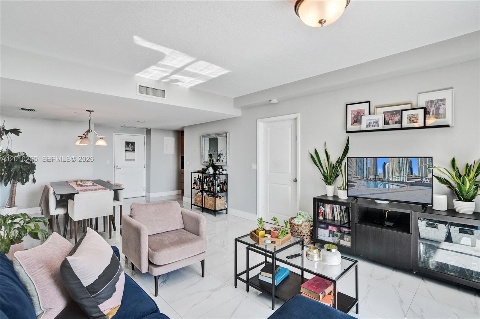 VUE AT BRICKELL CONDO - Residential