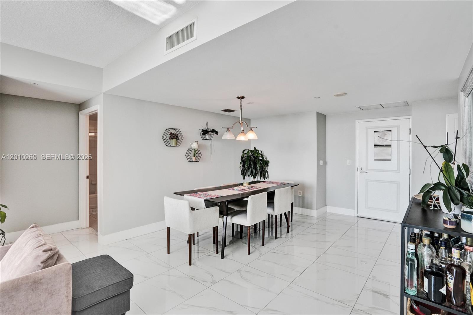 VUE AT BRICKELL CONDO - Residential