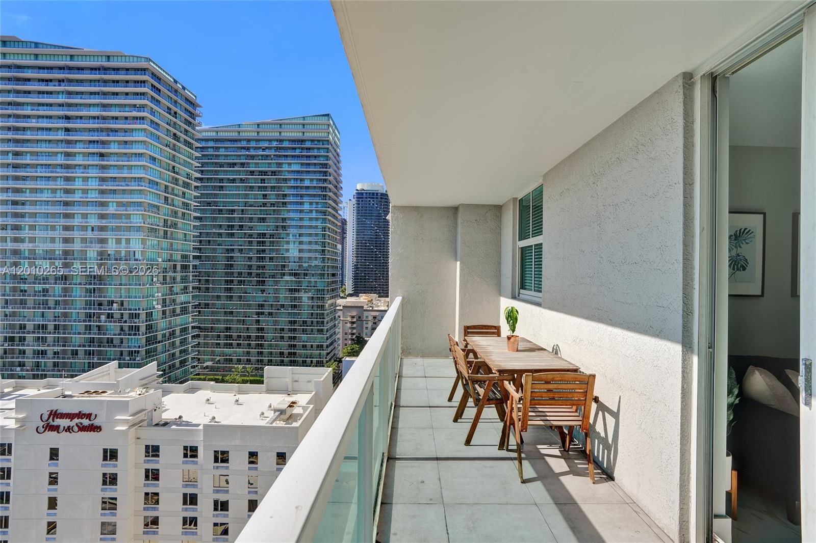 VUE AT BRICKELL CONDO - Residential