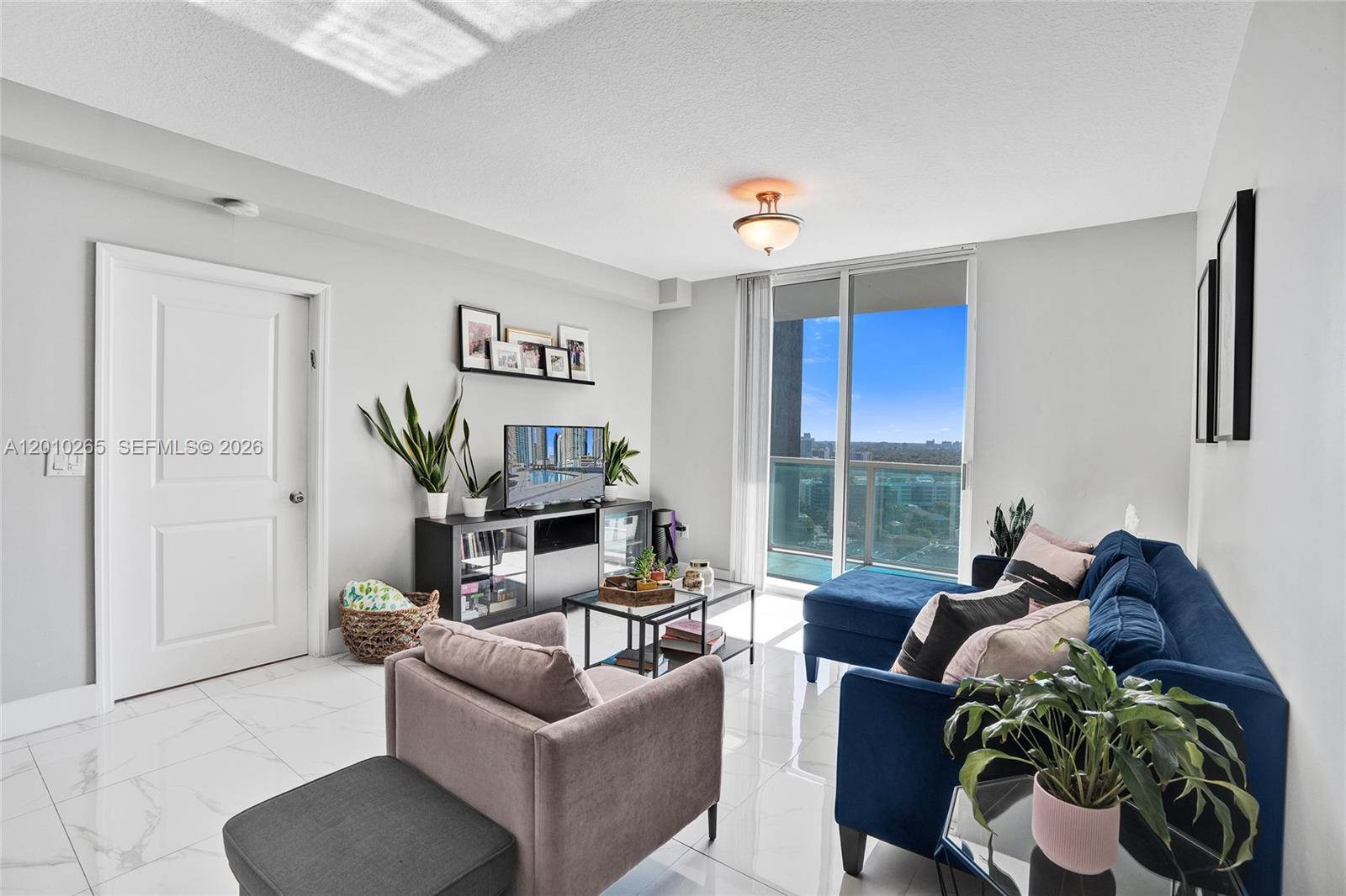 VUE AT BRICKELL CONDO - Residential