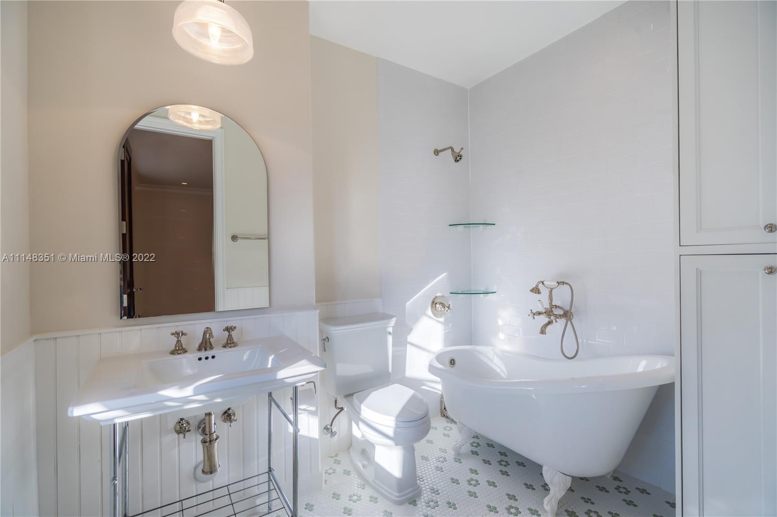 CORAL GABLES SEC D REV PL - Residential