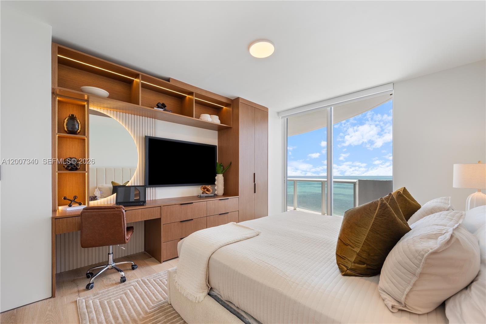 AKOYA CONDO - Residential