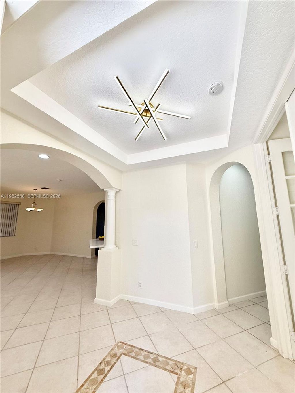 Photo of 2816 Kinsington Cir #28-1, Weston, FL 33332 (MLS # A11982568)