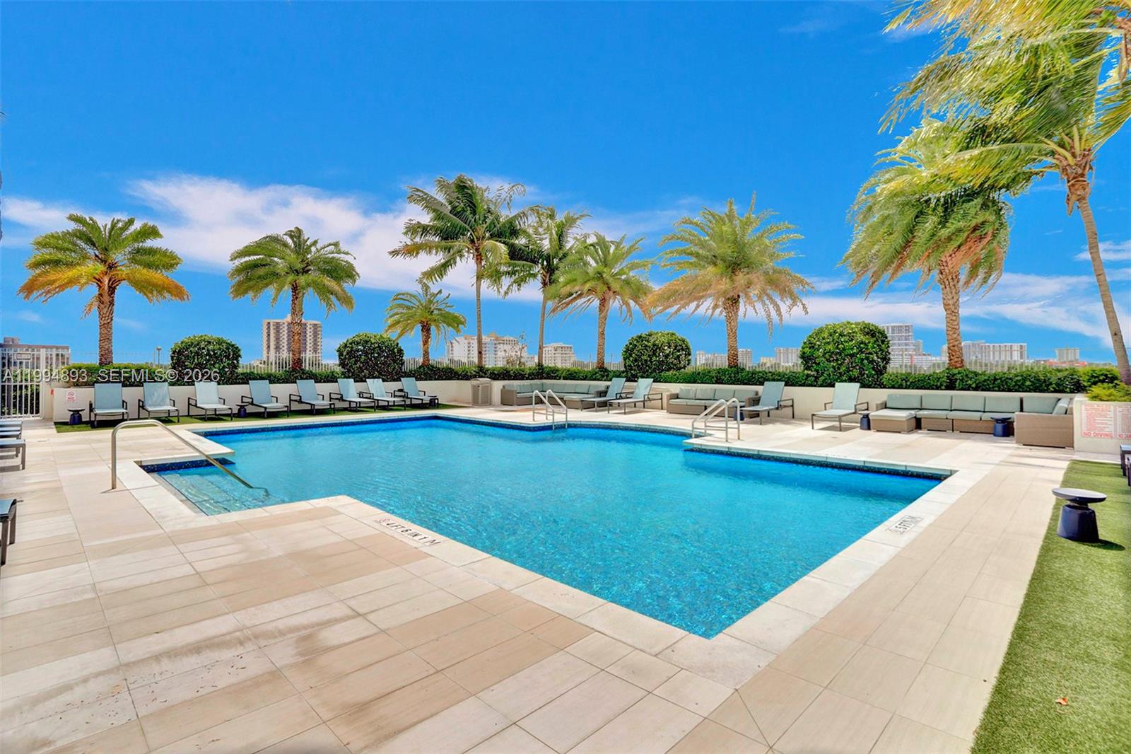 THE ASTON CONDO - Residential