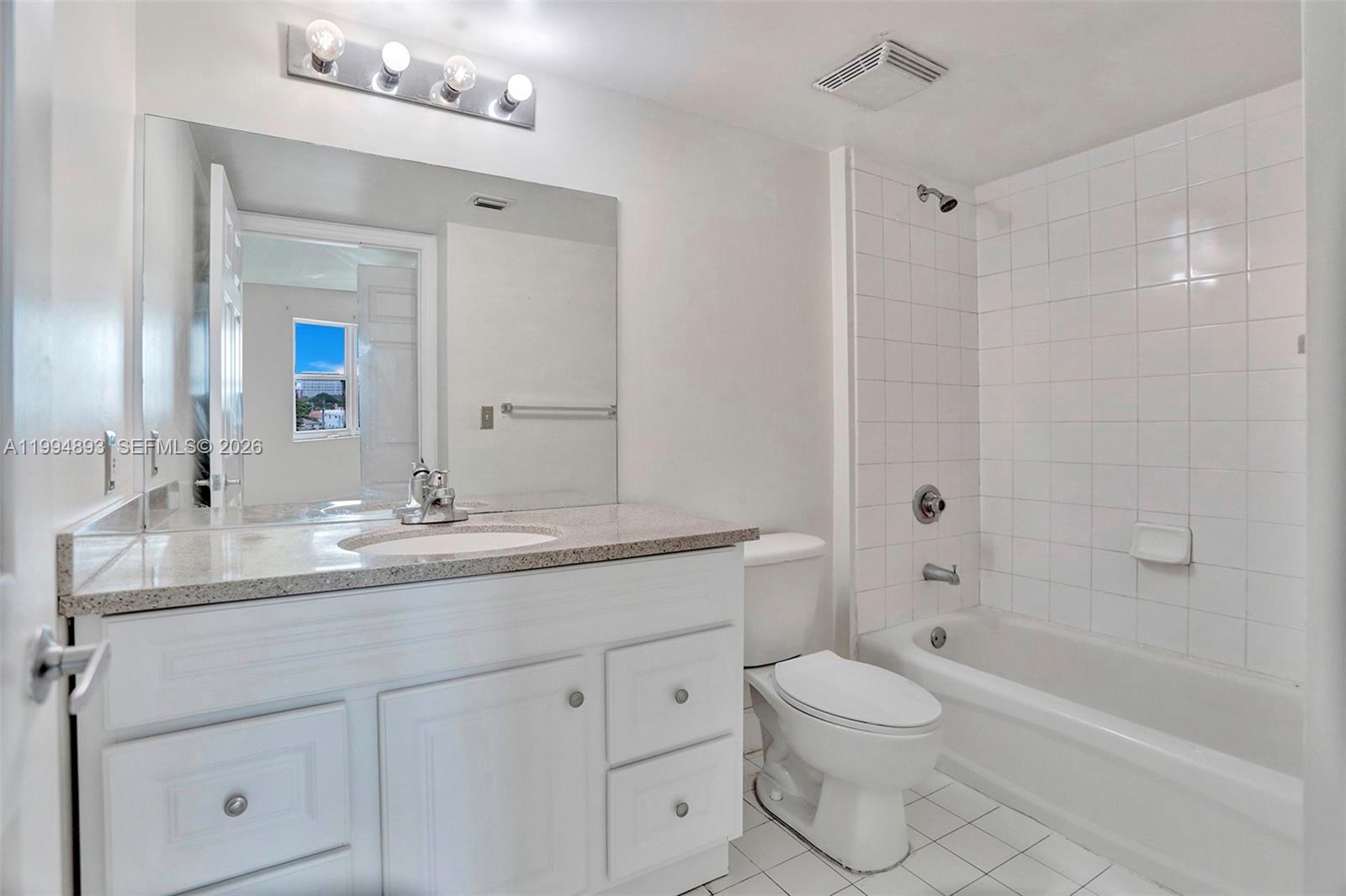 THE ASTON CONDO - Residential