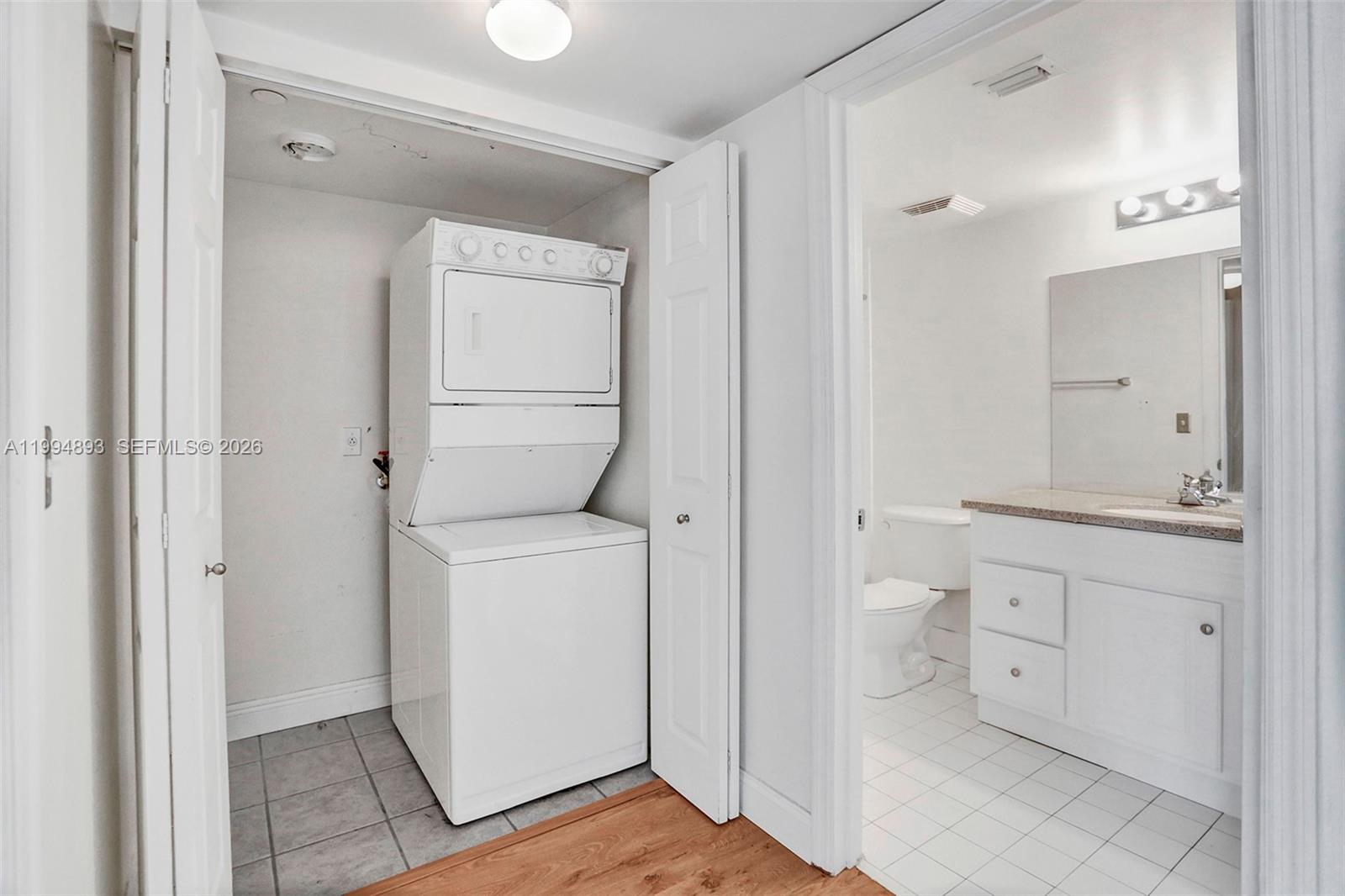 THE ASTON CONDO - Residential