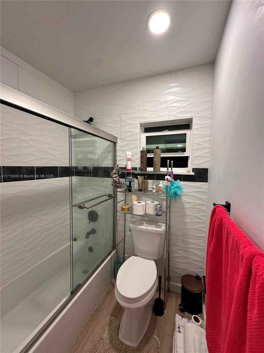 CONDADO REAL CONDO - Residential