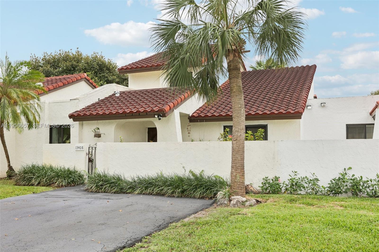 CROSSINGS TWNHSE SEC 1 - Residential