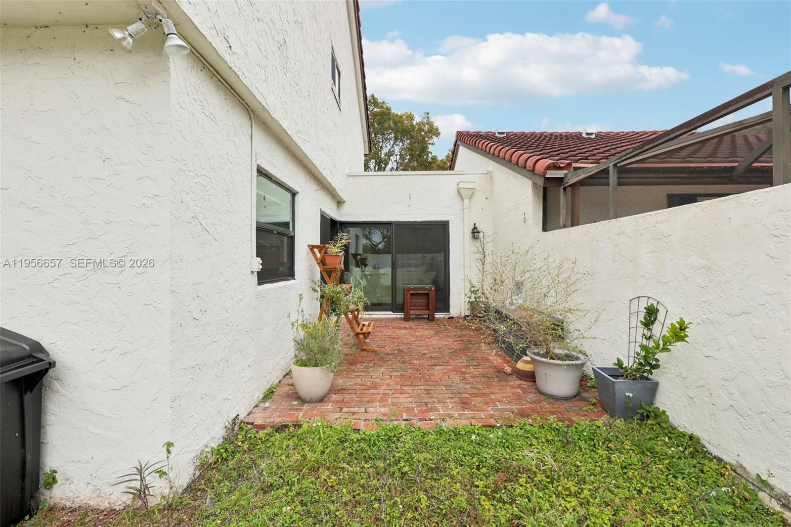 CROSSINGS TWNHSE SEC 1 - Residential