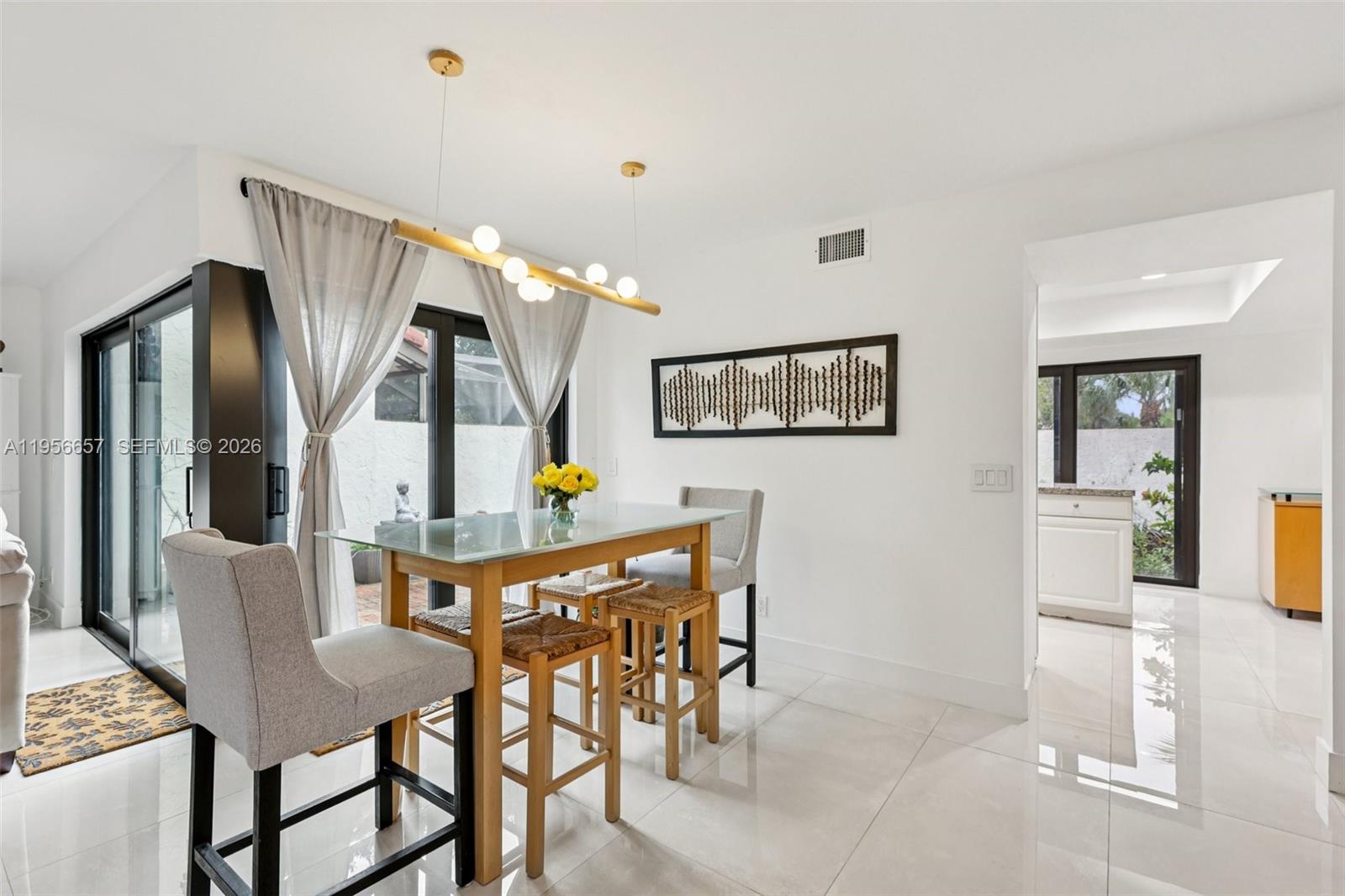 CROSSINGS TWNHSE SEC 1 - Residential