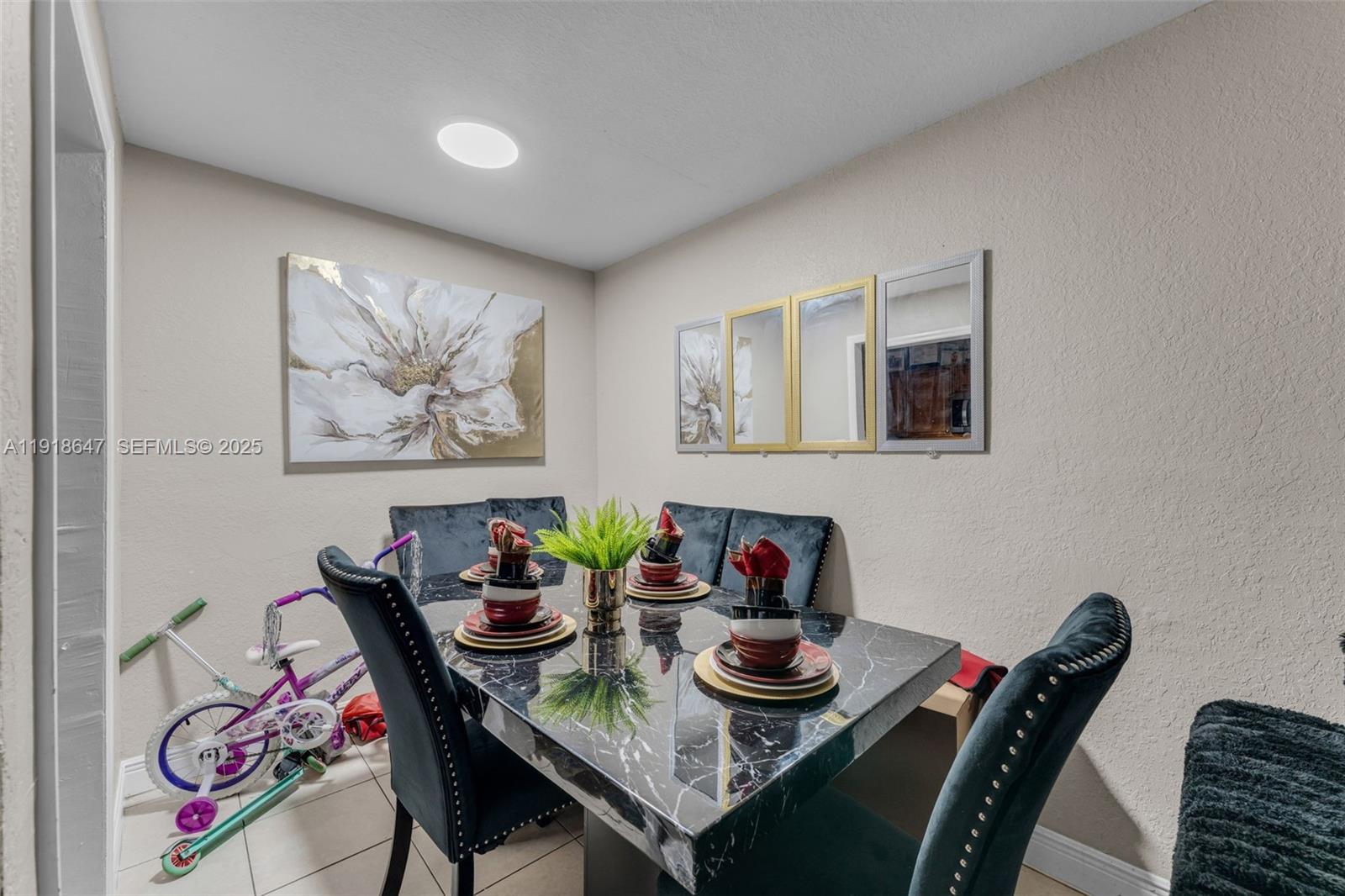 ELEANOR PARK - Residential