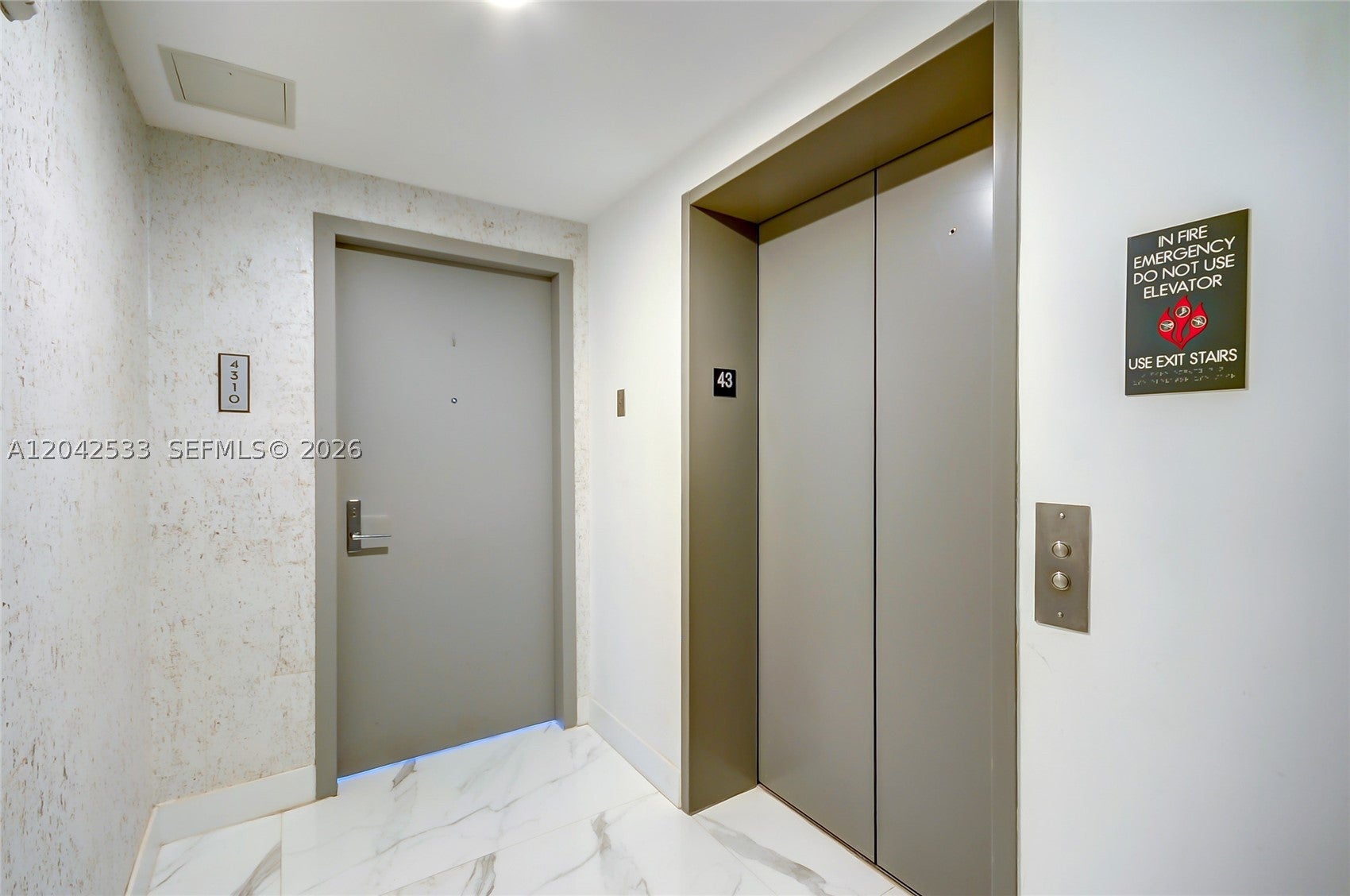 488 NE 18th St 4310