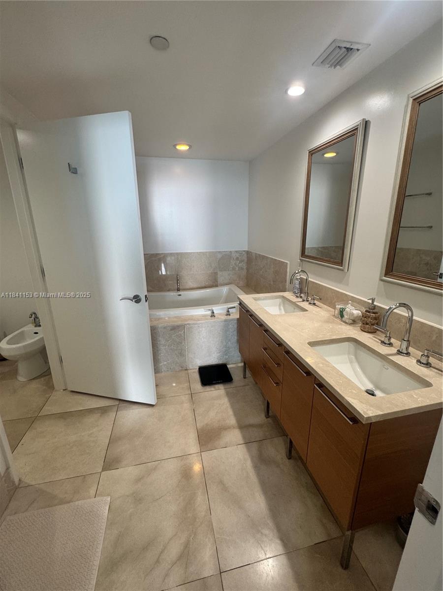 JADE BEACH CONDO - Residential