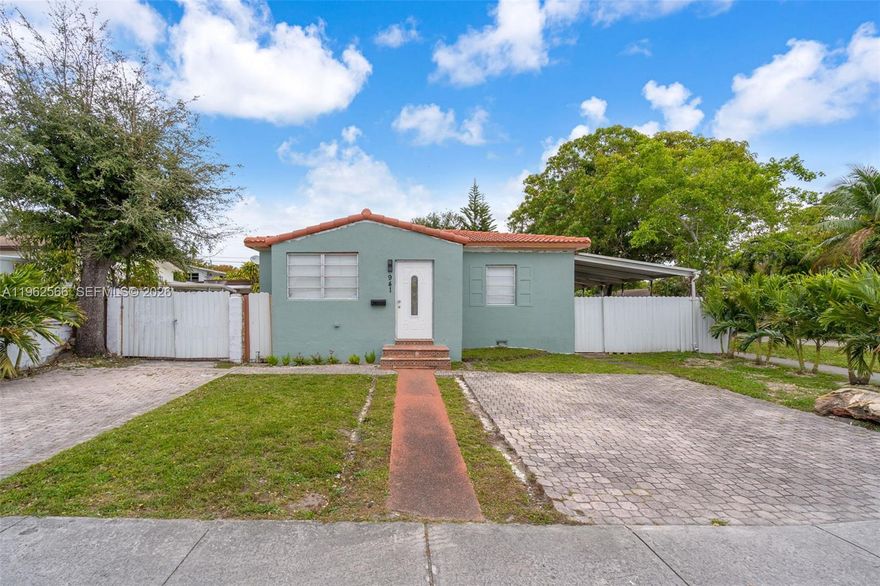 Excellent investment opportunity in the heart of Miami! This triplex offers 3 bedrooms and 3 full bathrooms, with one 2-bedroom, 1-bathroom unit and two 1-bathroom units. The main tile roof was replaced in 2025 with the necessary permits; the tile roofs were renovated in 2020. All-new air conditioning ducts are installed throughout the property. Each unit features independent parking, a private patio, new appliances, freshly painted interiors, individual electrical, water meters, and separate fences for added privacy. The main house includes additional storage space in the yard. Property is currently occupied on month-to-month leases.
Conveniently located 5 minutes from the freeway on Eighth Street and 15 minutes from downtown Miami.

TENANT OCCUPIED, PLEASE DO NOT DISTURB TENANTS

ALL SHOWING REQUESTS THROUGH SHOWING TIME
24-HOUR NOTICE REQUIRED