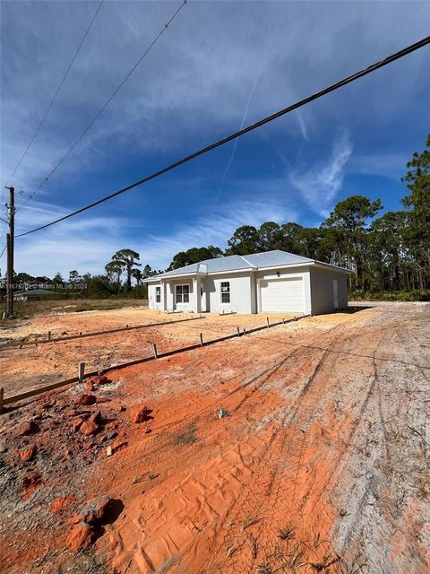 A home in Sebring