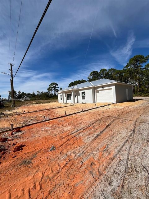 A home in Sebring