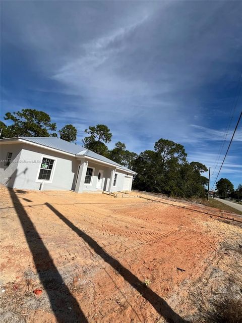 A home in Sebring