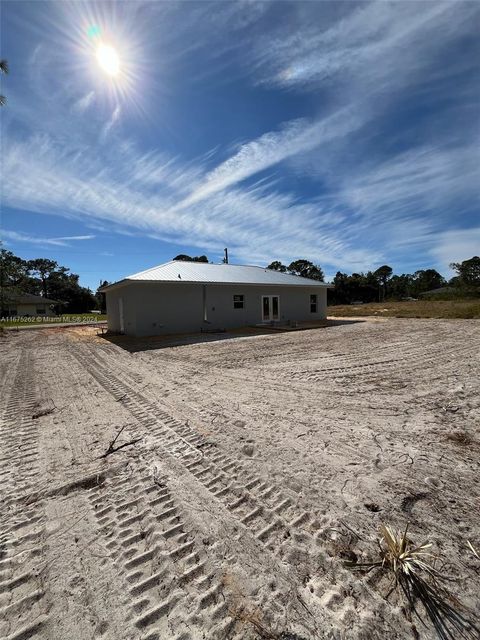 A home in Sebring