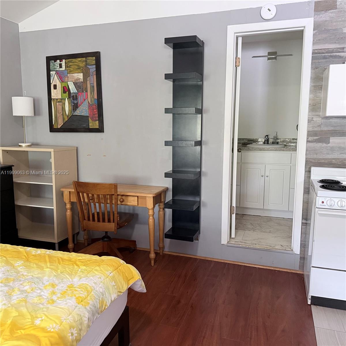 CORAL RIDGE GALT ADD NO 2 - Residential Lease