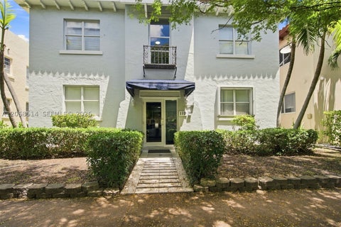 Photo of 119 Menores Ave #2, Coral Gables, FL 33134 (MLS # A12068514)