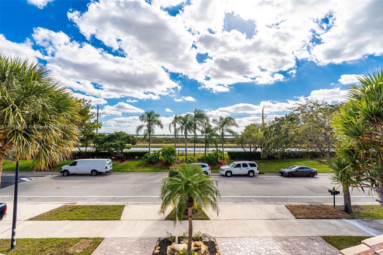 RIVIERA ISLES II - Residential