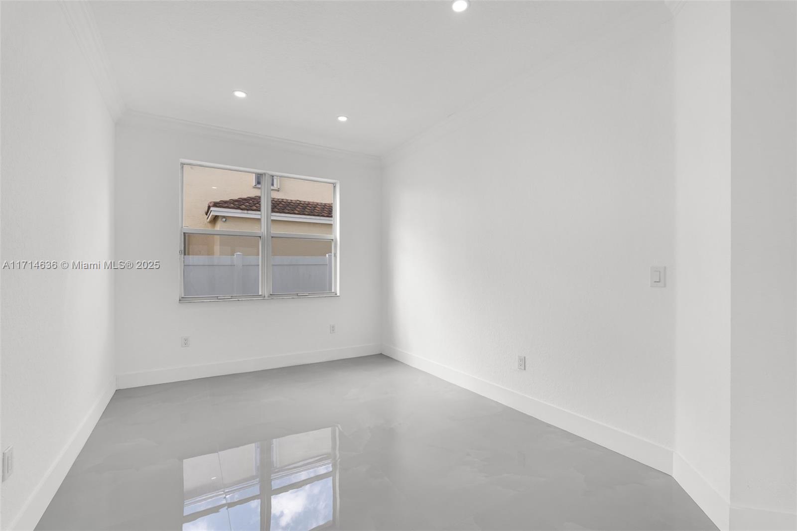 RIVIERA ISLES II - Residential