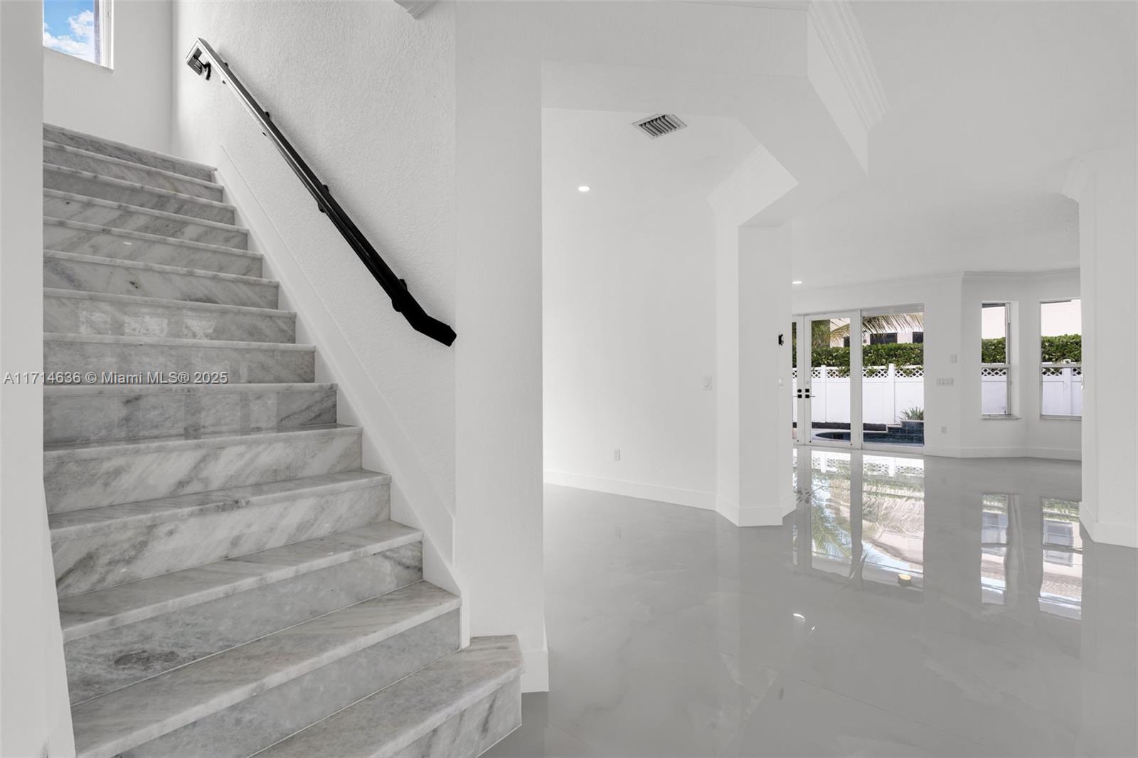 RIVIERA ISLES II - Residential