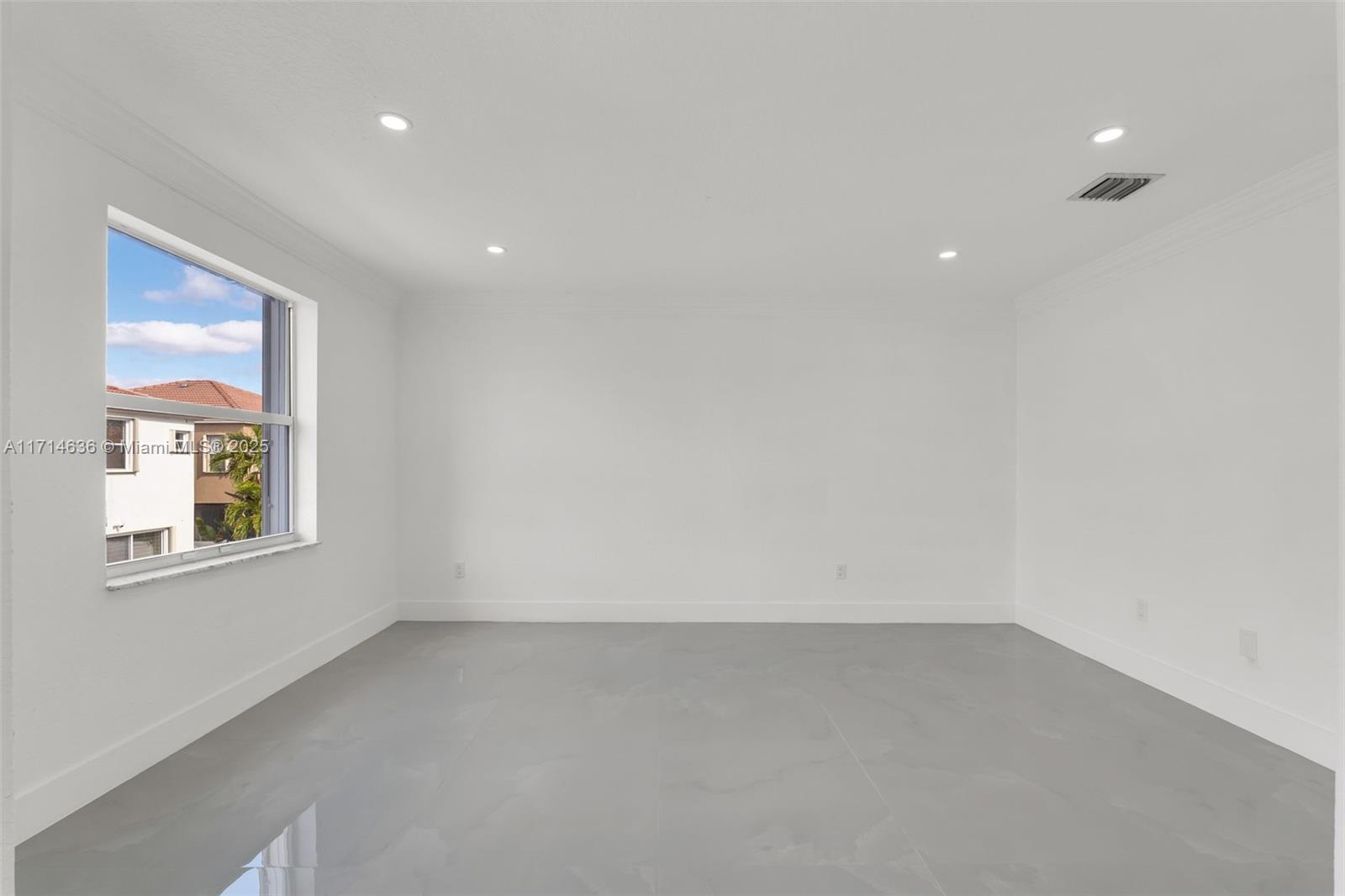 RIVIERA ISLES II - Residential