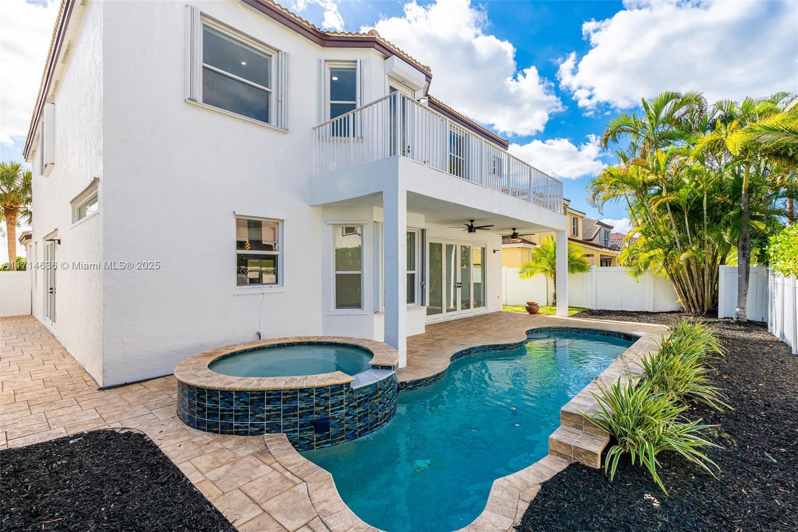RIVIERA ISLES II - Residential