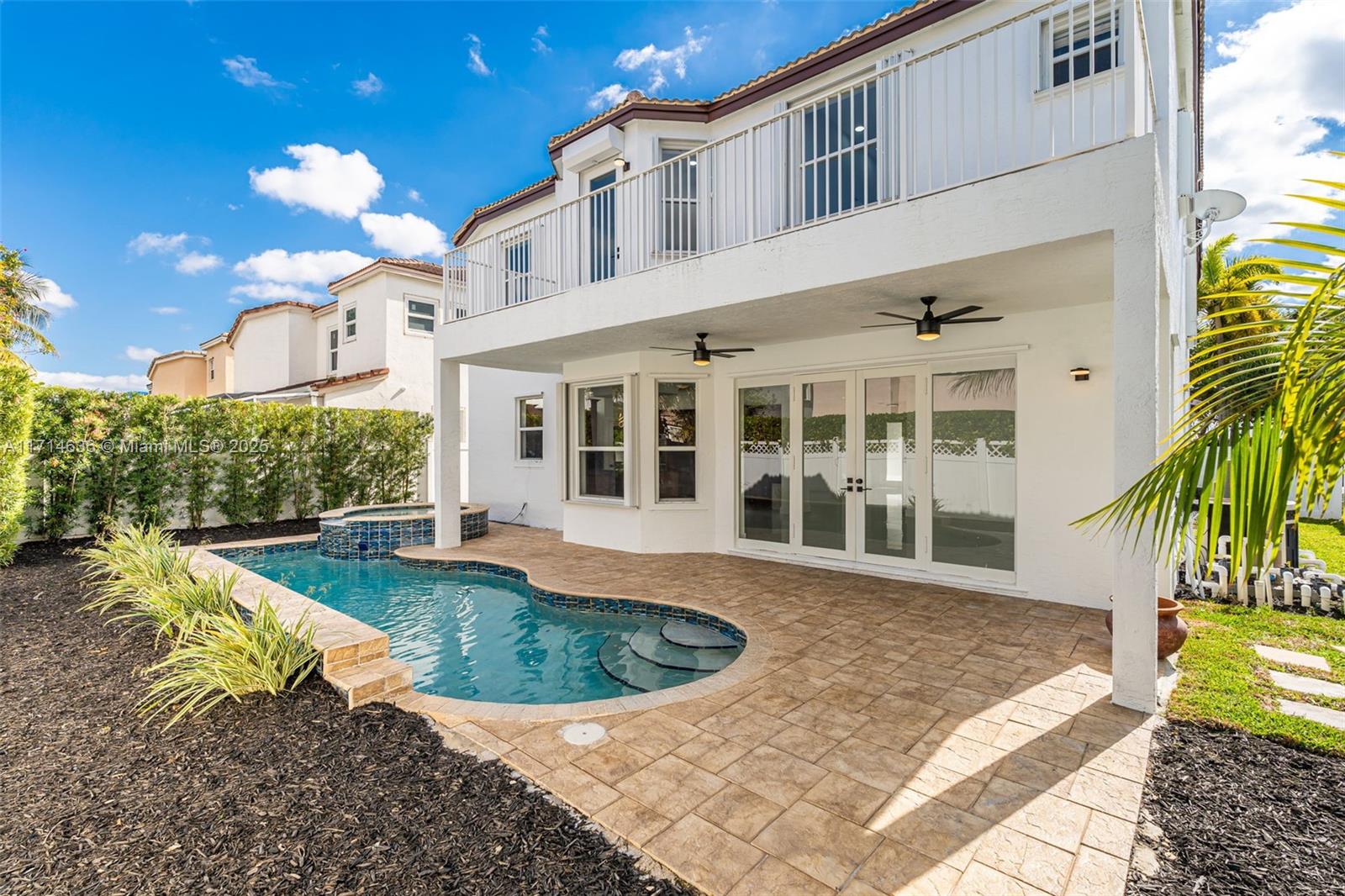 RIVIERA ISLES II - Residential